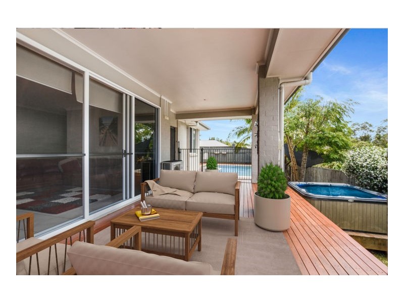 42 Petigrain Avenue, Palmwoods QLD 4555