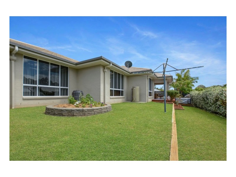 42 Petigrain Avenue, Palmwoods QLD 4555