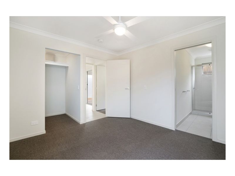 49 Steamer Way, Springfield Lakes QLD 4300