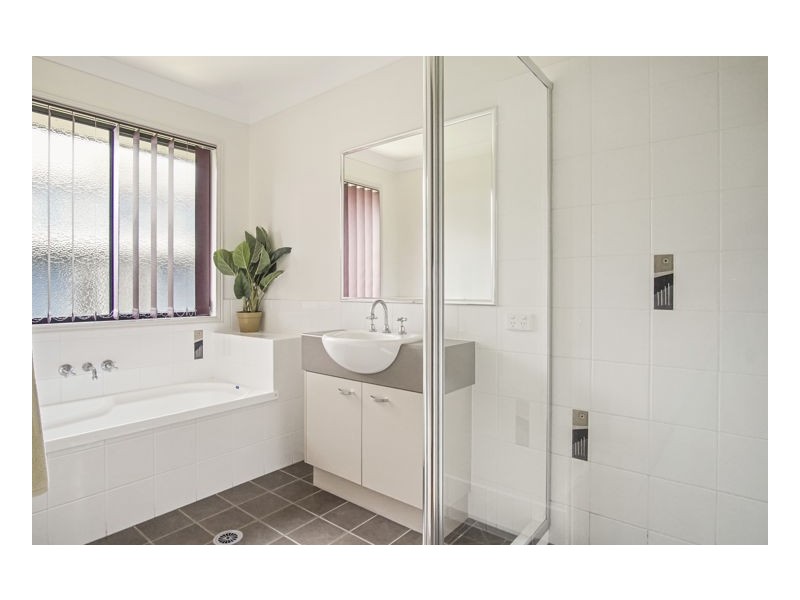 2A Curlew Court, Maleny QLD 4552