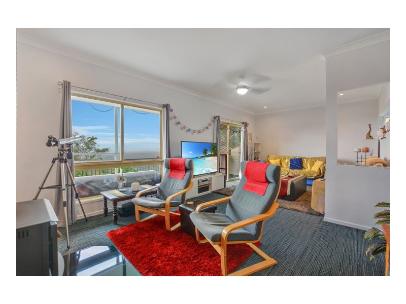 36 Lantana Lane, Mapleton QLD 4560