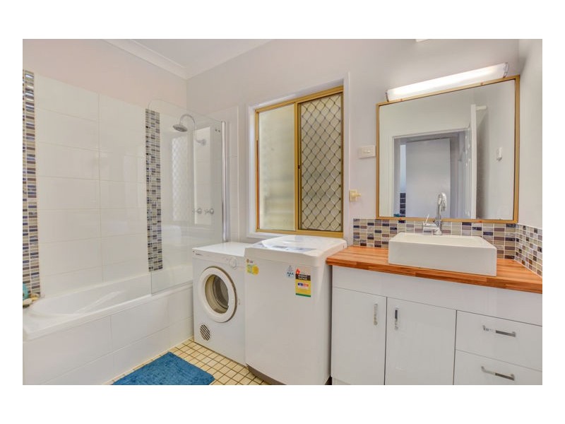 36 Lantana Lane, Mapleton QLD 4560