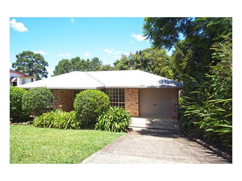 4 Tamarind Street, Maleny QLD 4552