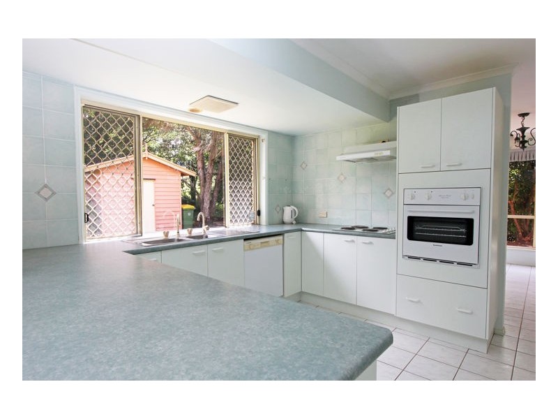 30 Miva Street, Maleny QLD 4552