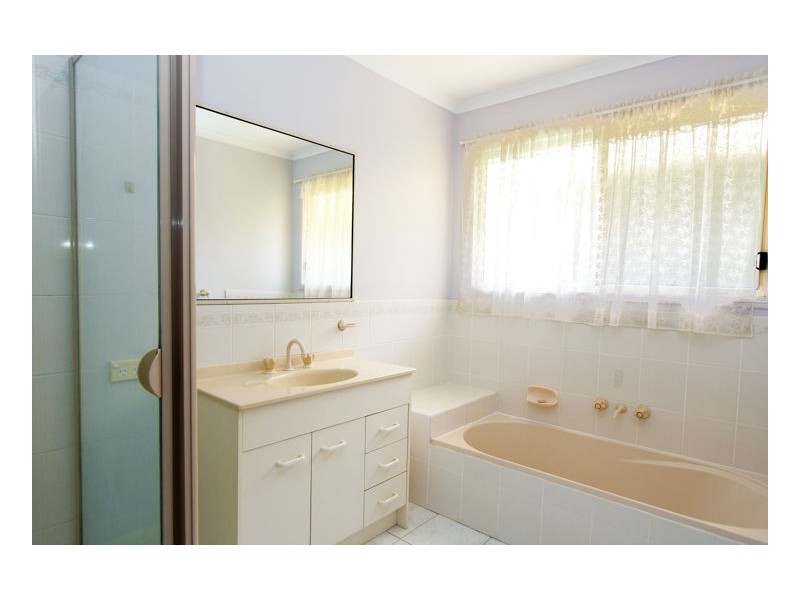 30 Miva Street, Maleny QLD 4552