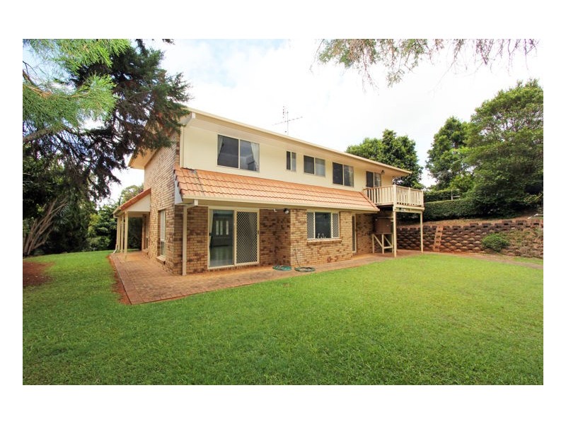 30 Miva Street, Maleny QLD 4552