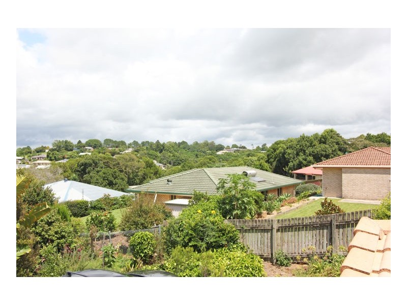 30 Miva Street, Maleny QLD 4552