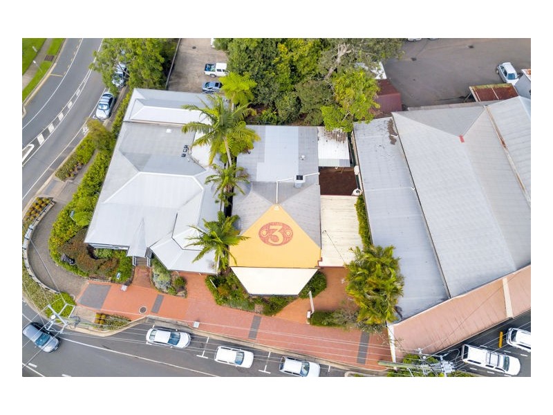 3 Maple Street, Maleny QLD 4552