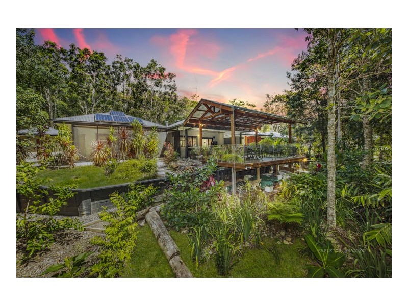 2 Meadowood Rise, Mapleton QLD 4560