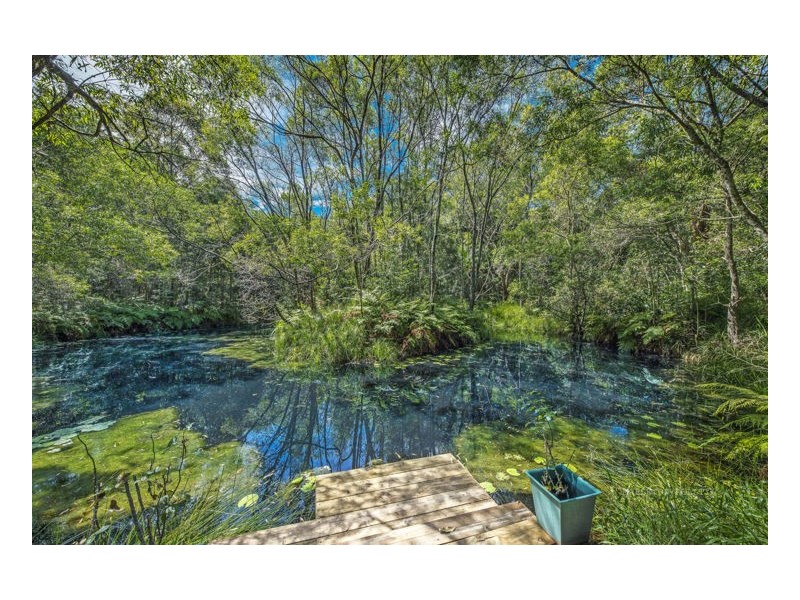 2 Meadowood Rise, Mapleton QLD 4560