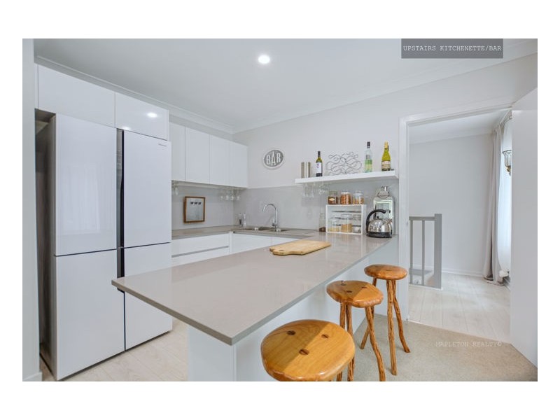 2 The Parkway Place, Mapleton QLD 4560