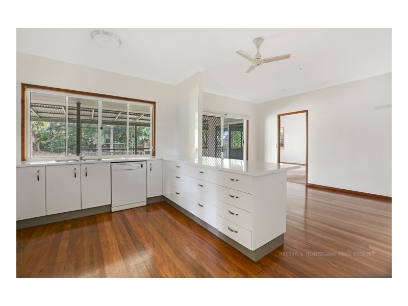 2 Bean Street, Maleny QLD 4552
