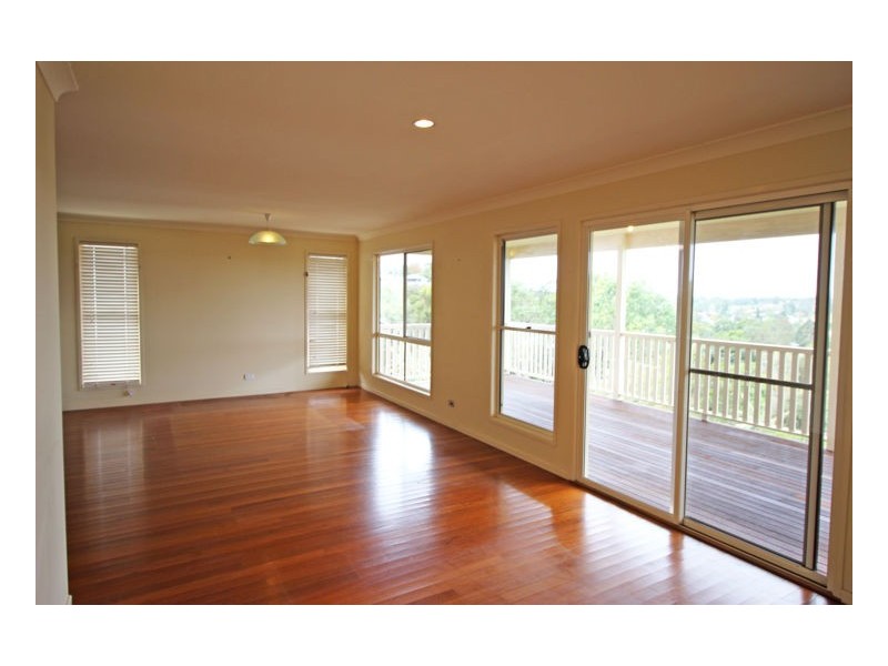 38 Tamarind Street, Maleny QLD 4552