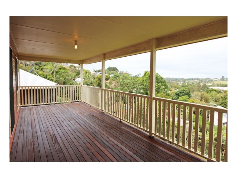 38 Tamarind Street, Maleny QLD 4552