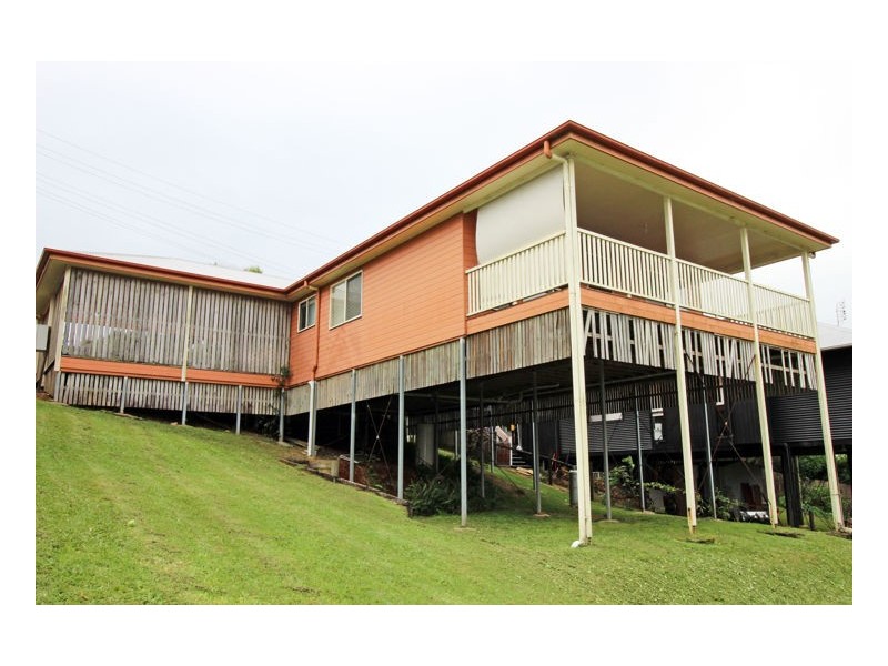 38 Tamarind Street, Maleny QLD 4552