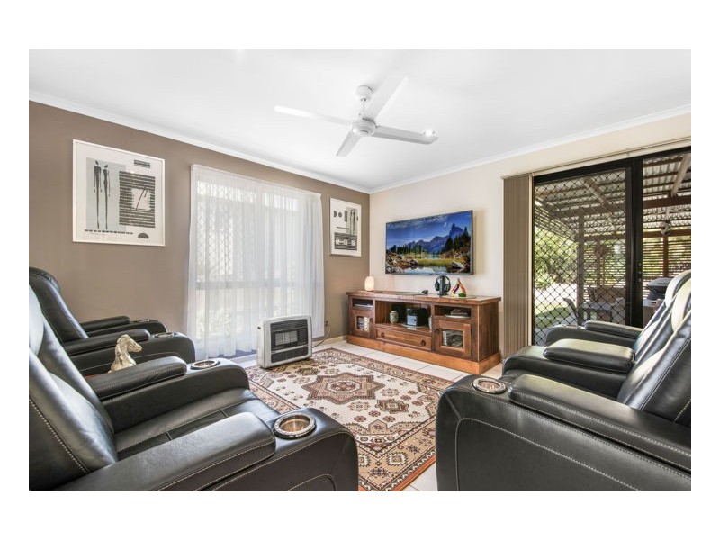 59 Robertson Drive, Burnside QLD 4560