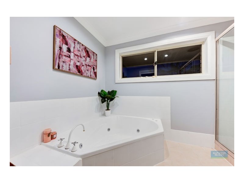 124 Delicia Road, Mapleton QLD 4560