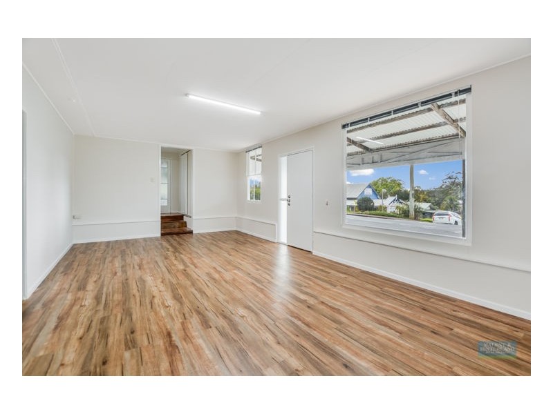 12 Myrtle Street, Maleny QLD 4552