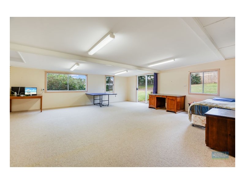 12 Myrtle Street, Maleny QLD 4552