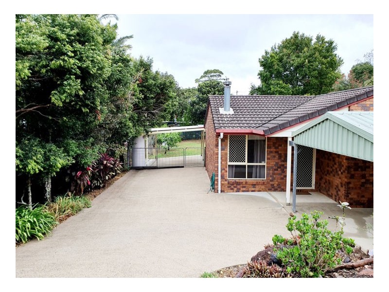 11 Miva Street, Maleny QLD 4552