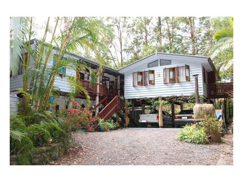 9 McLean Road, Maleny QLD 4552
