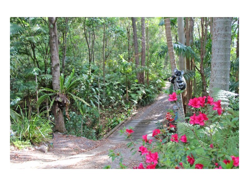 9 McLean Road, Maleny QLD 4552