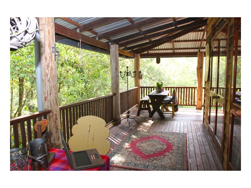 9 McLean Road, Maleny QLD 4552