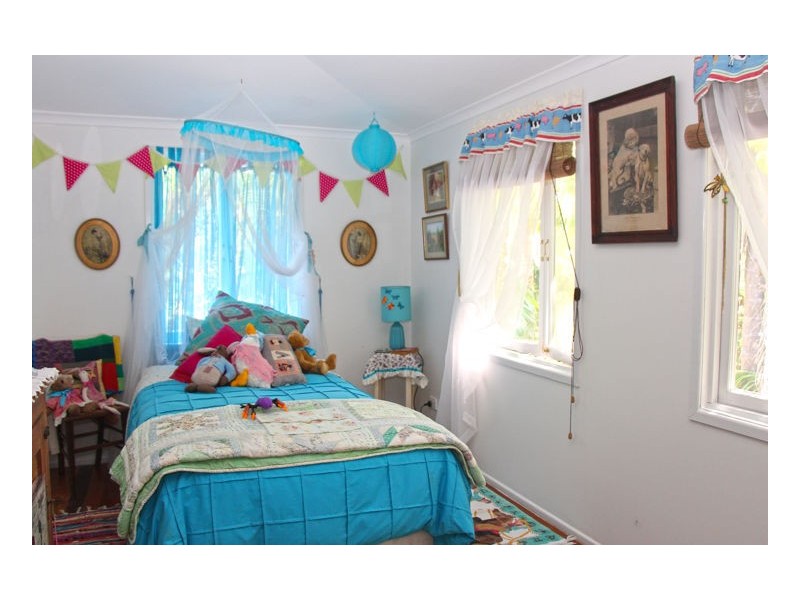 9 McLean Road, Maleny QLD 4552