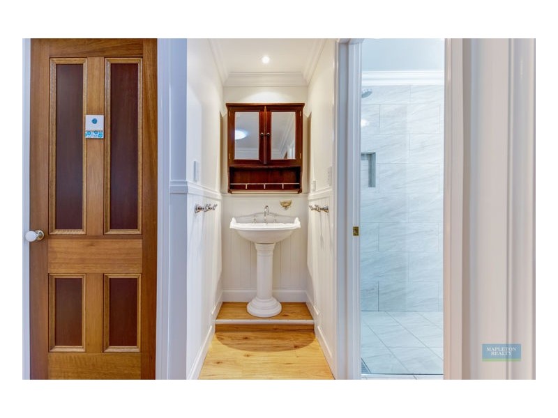 18 Topaz Street, Mapleton QLD 4560