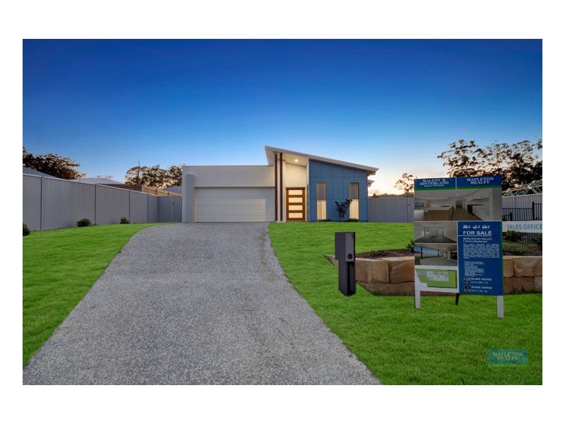 5 Grove Boulevard, Mooloolah Valley QLD 4553