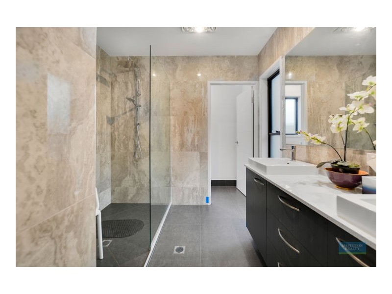 10 Morrow Court, Burnside QLD 4560