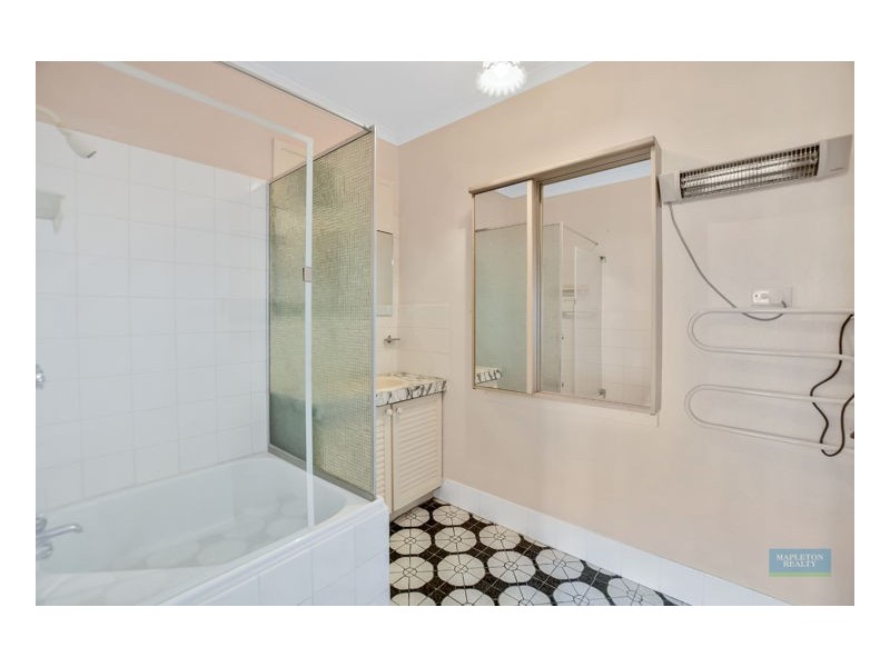 33 Flaxton Drive, Mapleton QLD 4560