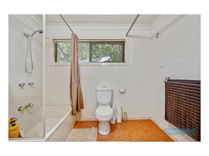 4 Valley Vista, Maleny QLD 4552