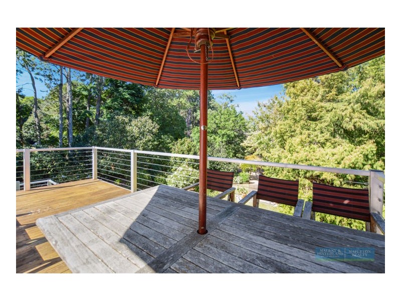 4 Valley Vista, Maleny QLD 4552