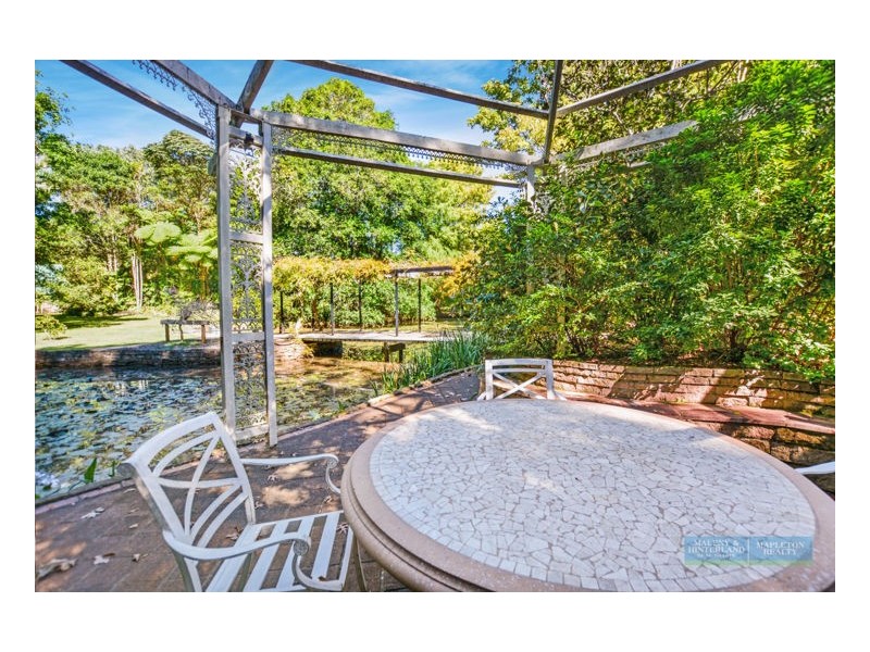 4 Valley Vista, Maleny QLD 4552