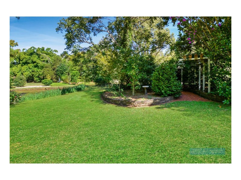 4 Valley Vista, Maleny QLD 4552