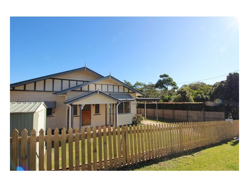 18 Lawyer Street, Maleny QLD 4552