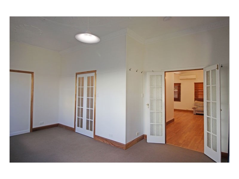 18 Lawyer Street, Maleny QLD 4552