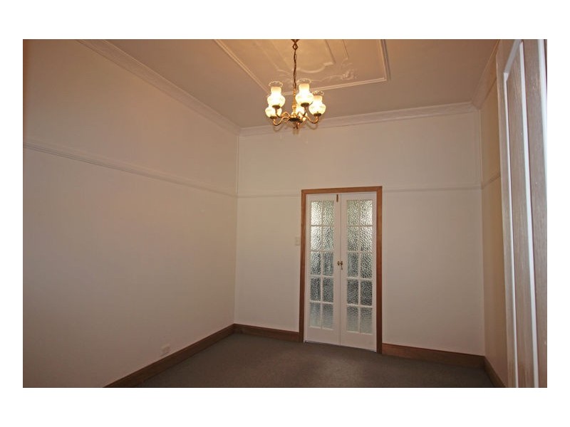 18 Lawyer Street, Maleny QLD 4552