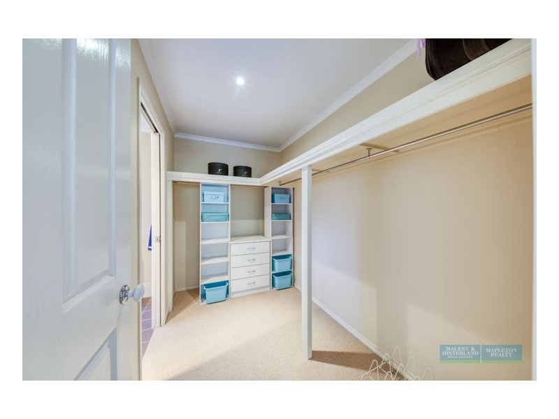 12 The Parkway Place, Mapleton QLD 4560