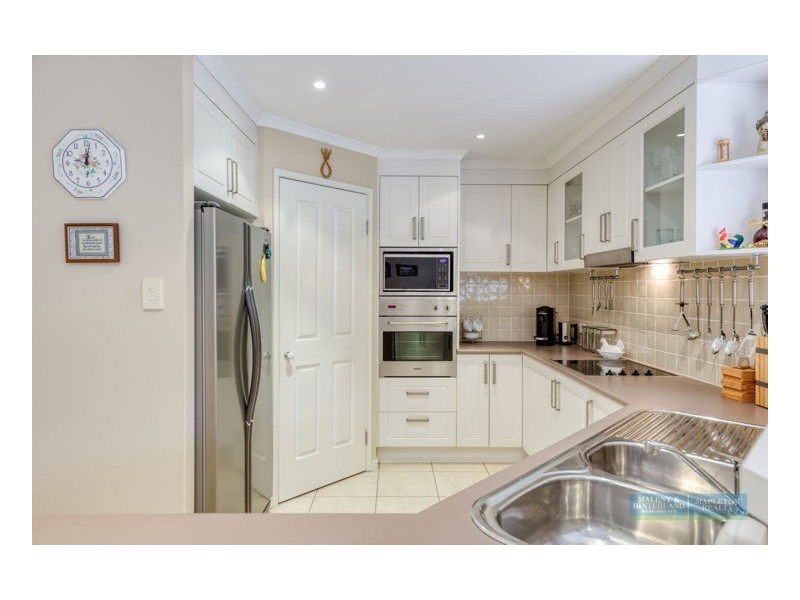 12 The Parkway Place, Mapleton QLD 4560