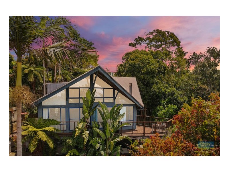 11 Crystal Street, Mapleton QLD 4560