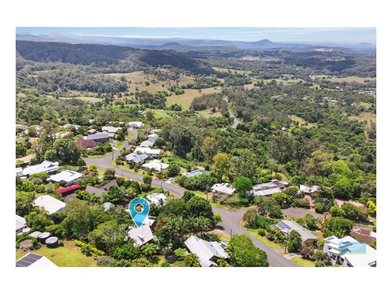 11 Crystal Street, Mapleton QLD 4560