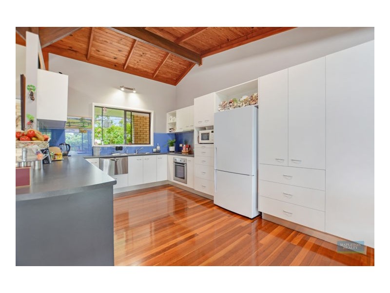 1 Falcon Court, Mapleton QLD 4560