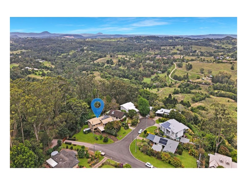 1 Falcon Court, Mapleton QLD 4560