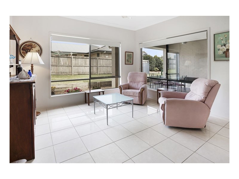 5 Water Gum Crescent, Maleny QLD 4552