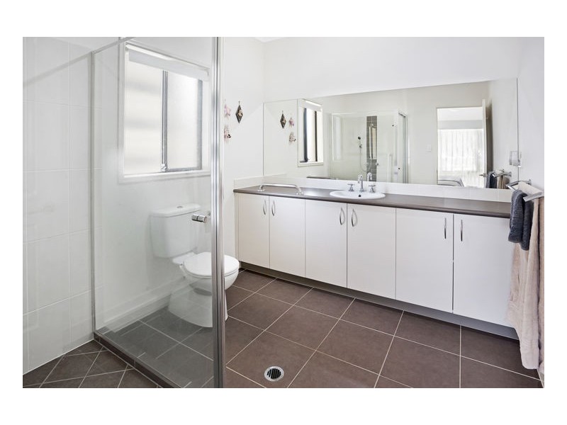 5 Water Gum Crescent, Maleny QLD 4552