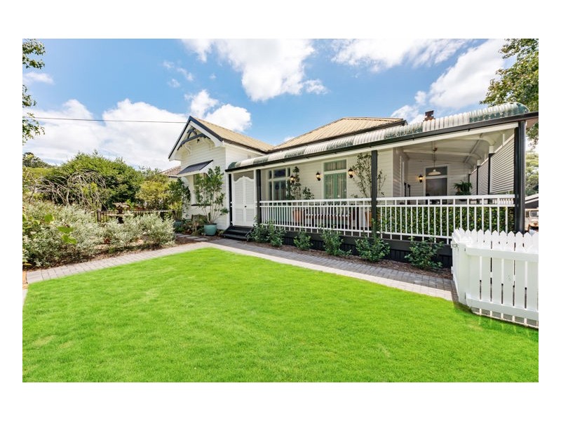 58 Maple Street, Maleny QLD 4552