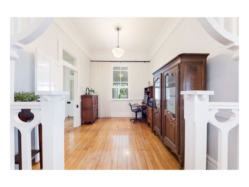 58 Maple Street, Maleny QLD 4552