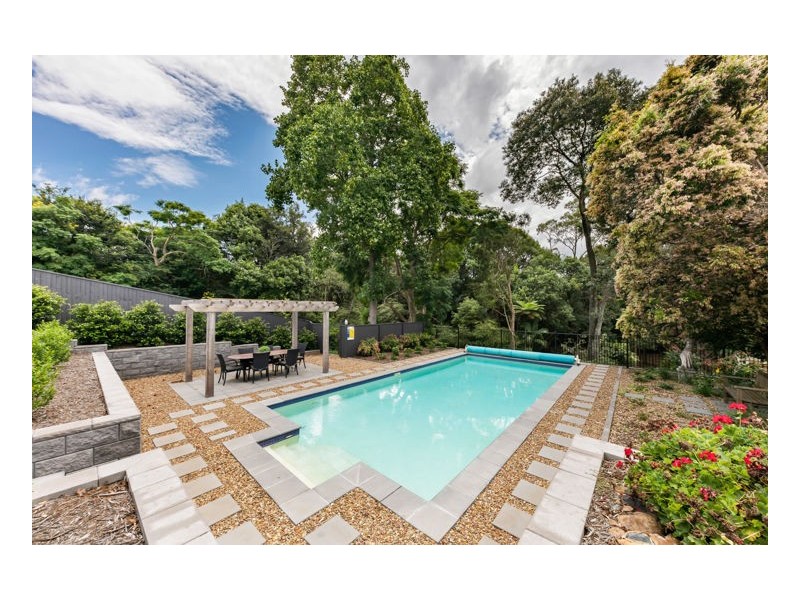 58 Maple Street, Maleny QLD 4552